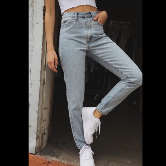Brandy Melville Denim - Brandy Melville Jane Jeans